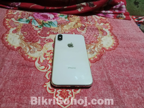 iPhone XS